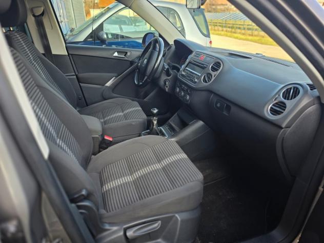 Volkswagen Tiguan 2.0 TSI Sport & Style (18) - Foto 8