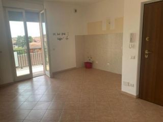 Appartamento di 65 m² con 2 locali e box auto in affitto a Alessandria