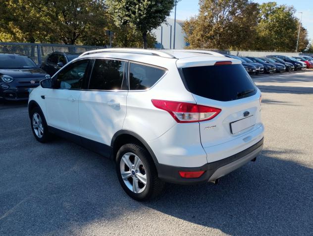 Ford Kuga 1.5 EcoBoost 120cv S&S 2WD Plus - Foto 2