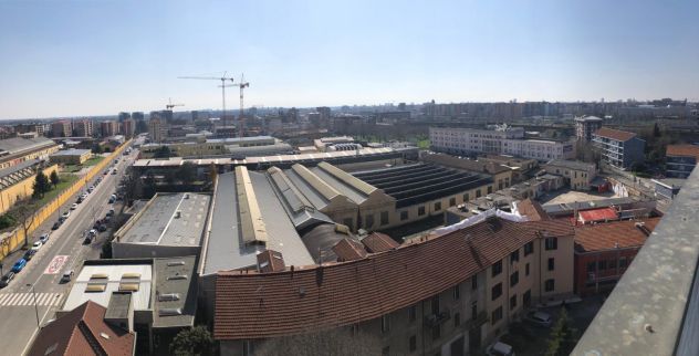 CAPANNONI DI ARCHEOLOGIA INDUSTRIALE IN VIA SAN FAUSTINO ,62 A MILANO (LAMBRATE)