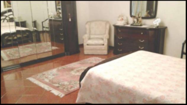 Immobile in asta di 468 m² con più di 5 locali e box auto in vendita a Napoli - Foto 12