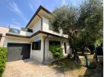 PONTECORVO: recente villa singola con giardino privato