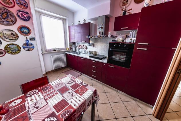 3 locali doppi servizi terrazzo - Foto 7