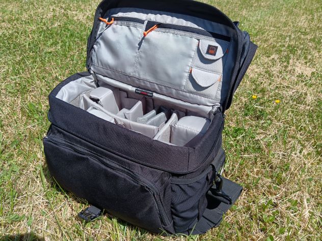 Borsa fotografica Lowepro modello Nova 200 AW - Foto 6