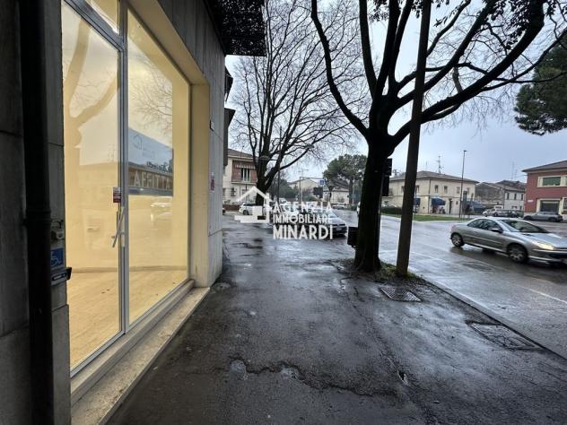 NEGOZIO ZONA DI FORTE PASSAGGIO VEICOLARE - Foto 10