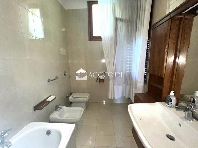 CASA INDIPENDENTE di 5 vani e di 300 mq (MARENO DI PIAVE) rif. GG80 - Foto 13