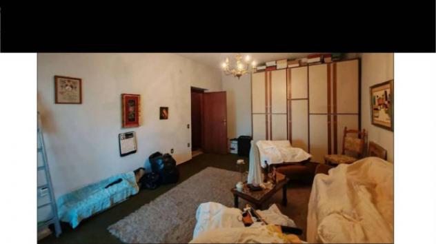 Immobile in asta di 113 m² con più di 5 locali in vendita a Ronciglione - Foto 4