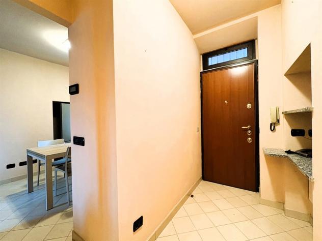 ORNAGO MONOLOCALE ARREDATO IN CONTESTO DI CORTE CON INGRESSO INDIPENDENTE - Foto 8