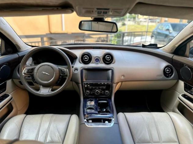 JAGUAR XJ 3.0D V6 Premium Luxury rif. 22214084 - Foto 8