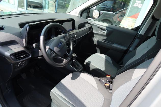 Ford Tourneo Courier 1.0 EcoBoost Titanium - Foto 8