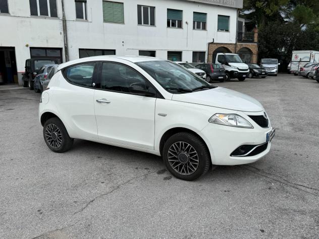 Lancia Ypsilon 0.9 TwinAir 85 CV 5 porte Metano Ecochic Gold - Foto 7