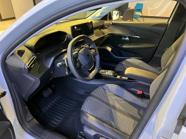 Peugeot 208 5P - Allure Hybrid 110cv E-DCS6 - Foto 9