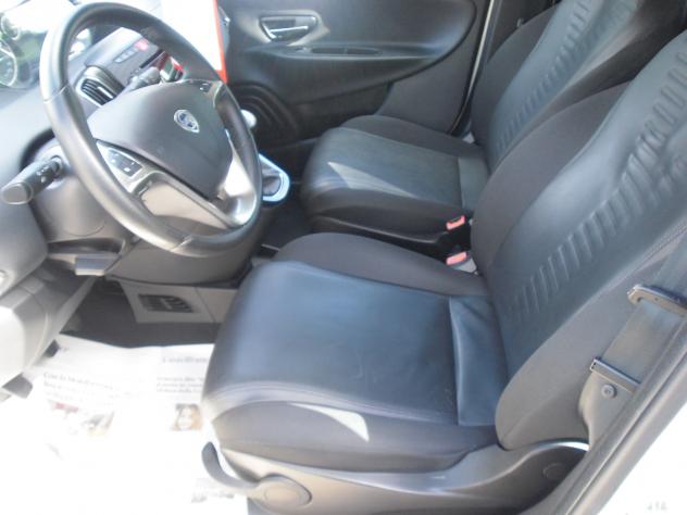 Lancia Ypsilon 0900 TWINAIR 5P 85CV METANO - Foto 10