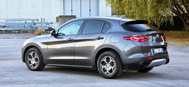 Alfa Romeo Stelvio 2.2 Turbo Diesel 160CV Super AT8 RWD - Foto 6