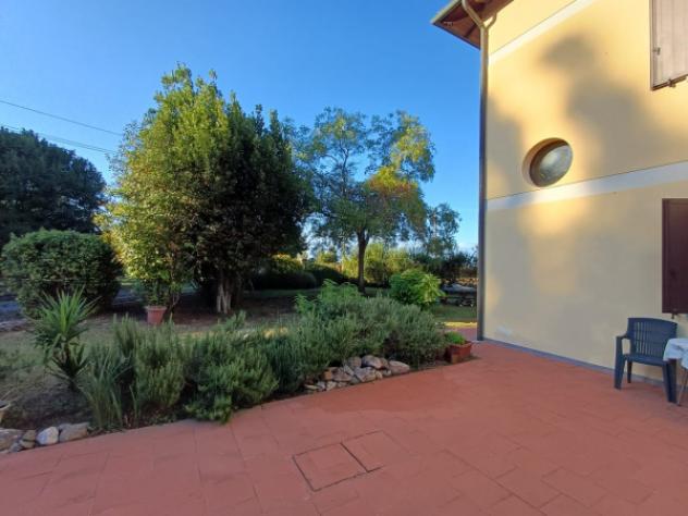 Villa di 231 m² con 5 locali e box auto doppio in vendita a Bomporto - Foto 2