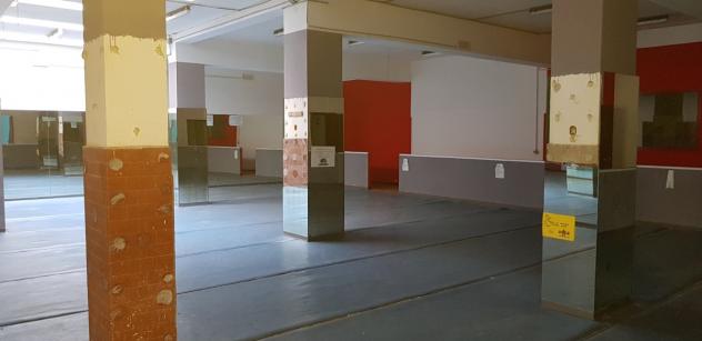 1 Vetrina in vendita a Perugia