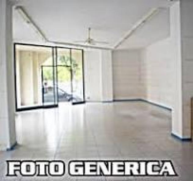 Locale comm.le/Fondo in vendita a Pisa 110 mq  Rif: 1292787