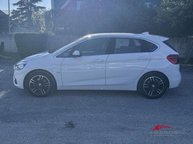 BMW 218 Serie 2 d Luxury auto - PER OPERATORI DEL SETTORE rif. 24113790 - Foto 3