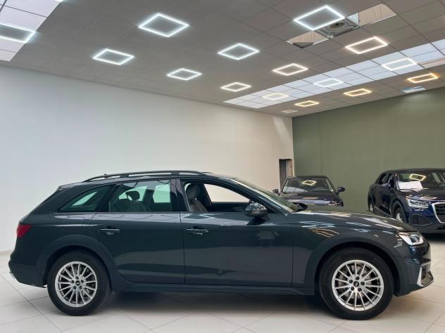 Audi A4 allroad V 2024 Quattro 40 2.0 tdi mhev 204cv s-tronic IVA ESPOSTA - Foto 4