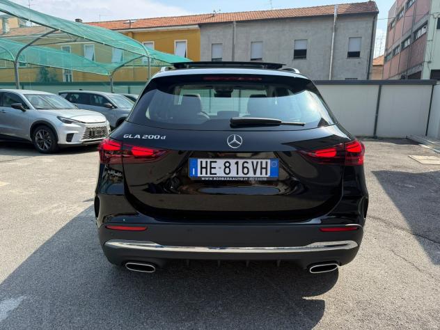 Mercedes-Benz GLA 200 d Automatic AMG Line Premium con Tetto Panoramico. - Foto 4