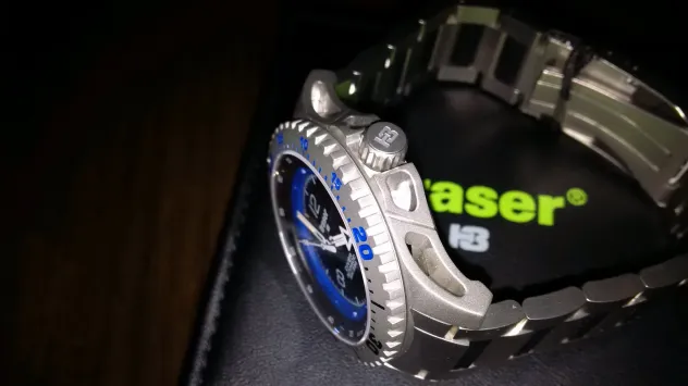 OROLOGIO TRASER H3 DIVER AUTOMATIC BLUE 300 MT - Foto 4