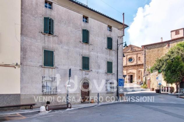 Palazzo / Stabile di 502 m² con più di 5 locali in vendita a Gavorrano