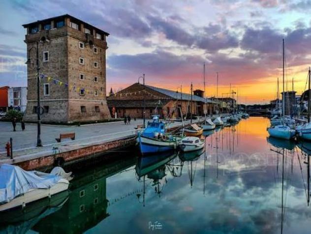 Palazzo / Edificio in affitto a Cervia - Foto 2