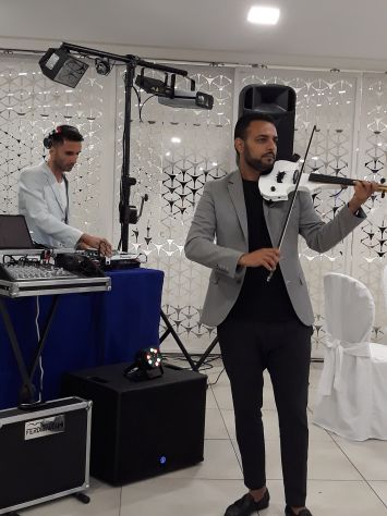 DJ - ANIMAZIONE - SERVIZIO FOTOGRAFICO PER LA TUA FESTA!