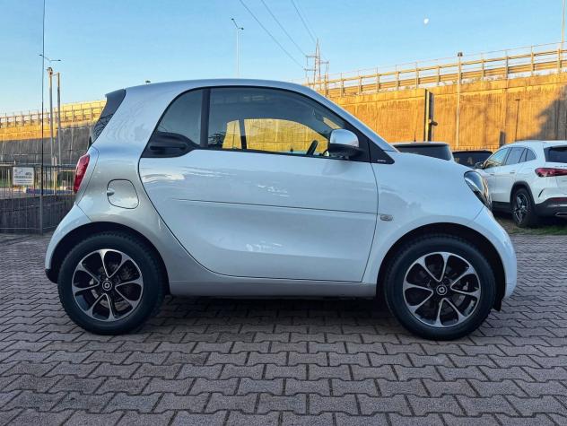 Smart ForTwo 70 1.0 twinamic Passion PANORAMICO CRUISE OK NEOPATENTATI - Foto 4