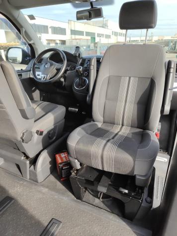 Volkswagen Multivan 2.0 BiTDI 180CV DSG Highline - Foto 4