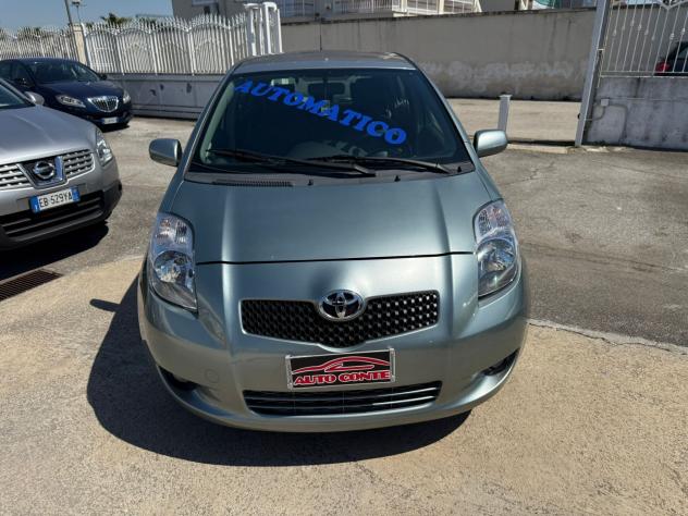 Toyota Yaris 1.4 D-4D 5 porte - Foto 2