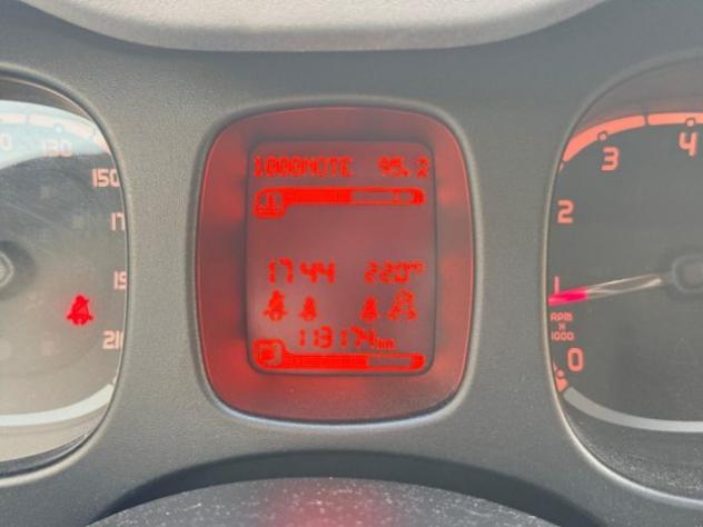 FIAT Panda 1.2 S&S City Cross 69CV rif. 24204847 - Foto 10