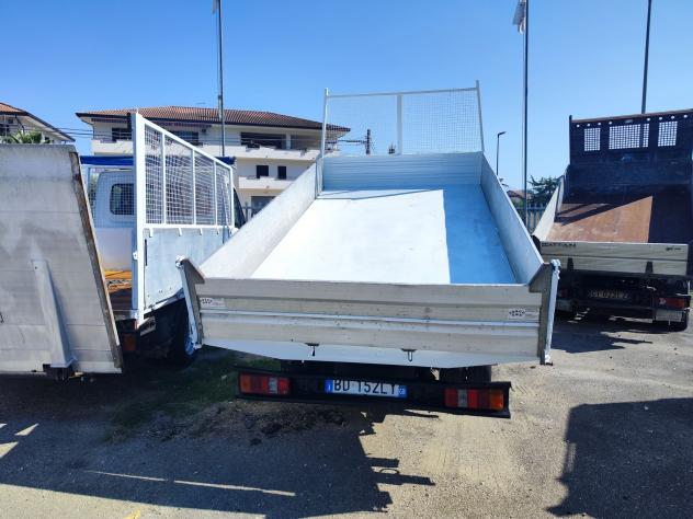 Nissan Cabstar Cabstar-RIBALTABILE TRILATERALE - Foto 4