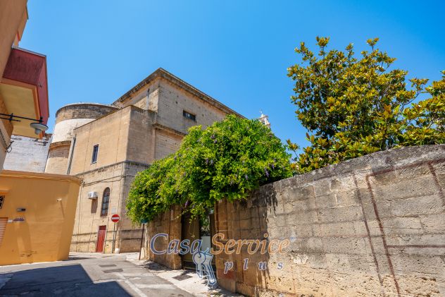 Porzione di palazzo d’epoca con volte a stella - Foto 2