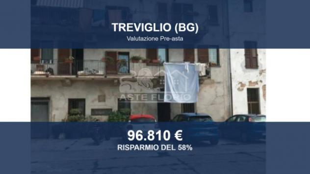 Immobile in asta di 221 m², box auto in vendita a Treviglio
