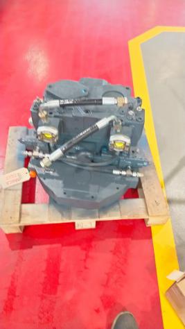 Pompa LIEBHERR DPVP 0108 10123795-001 per escavatore