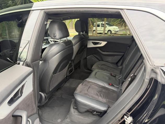 AUDI - Q8 - 50 TDI 286 CV quattro tiptronic S line - Foto 8