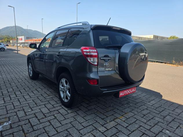 Toyota RAV 4 RAV4 2.2 D-4D 150 CV DPF Luxury - Foto 6