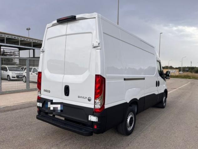 IVECO Daily 35S12V 2.3 HPT L3H2 Furgone Passo 3520 rif. 23940706 - Foto 5