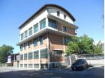 Immobile di 1000 m² con più di 5 locali in affitto a Pogliano Milanese