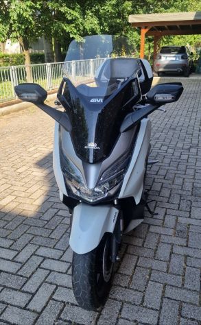 Honda Forza DeLuxe 300