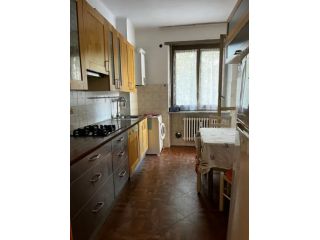 Camera in affitto/ Room for rent