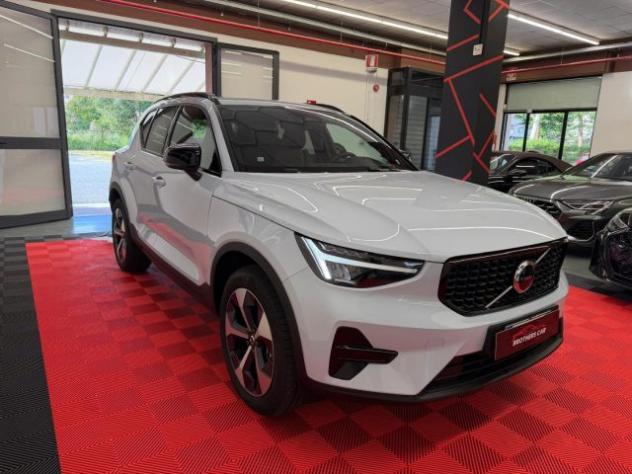 VOLVO XC40 B3 automatico PLUS DARK cloud blue rif. 23970711 - Foto 3