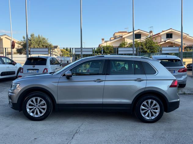 Volkswagen Tiguan 1.6 TDI SCR Urban BlueMotion Technology - Foto 4