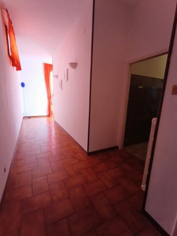 Campo di Marte vendiamo in esclusiva attico panoramico di mq.139 composto da ingresso, cucina attrezzata, soggiorno, studio, due camere, bagno, ripost - Foto 13