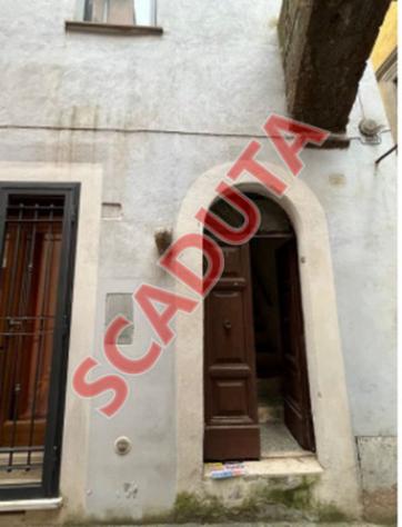 Immobile in asta di 73 m² in vendita a Gallese