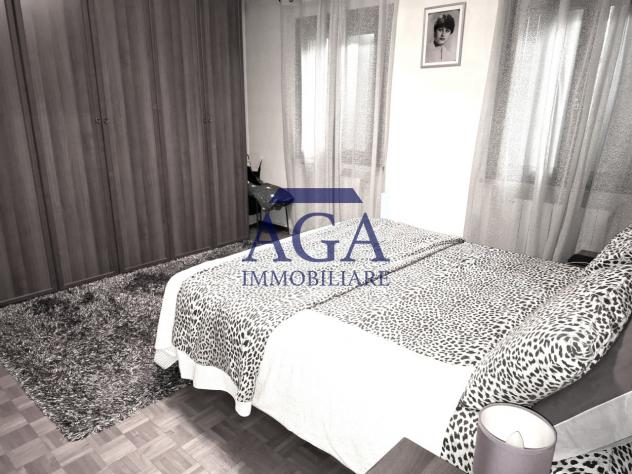 VILLINO di 10 vani e di 352 mq (ORMELLE) rif. CR91 - Foto 9