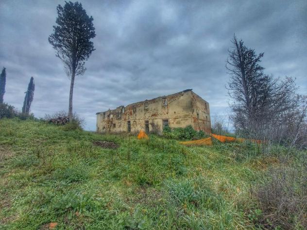 Colonica in vendita a San Miniato 600 mq Rif: 1085952