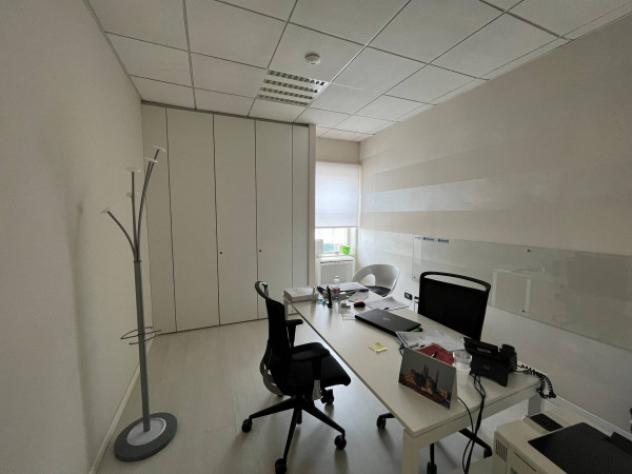 Immobile di 1600 m² con più di 5 locali in vendita a Brescia - Foto 5