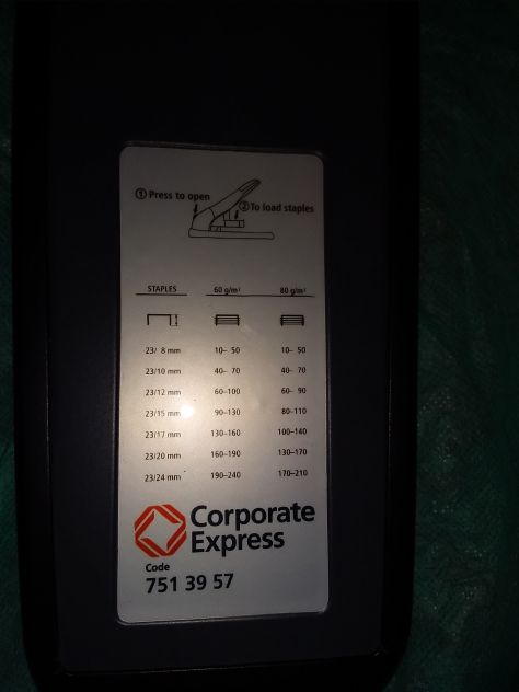 Pinzatrice gigante Corporate Express per punti metallici da 8mm a 24mm - Foto 4